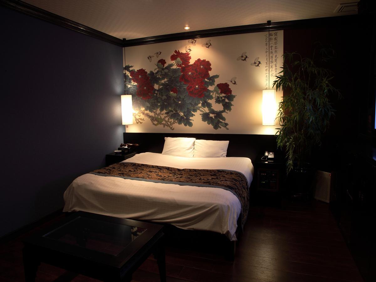 Love hotel Cuna 2*